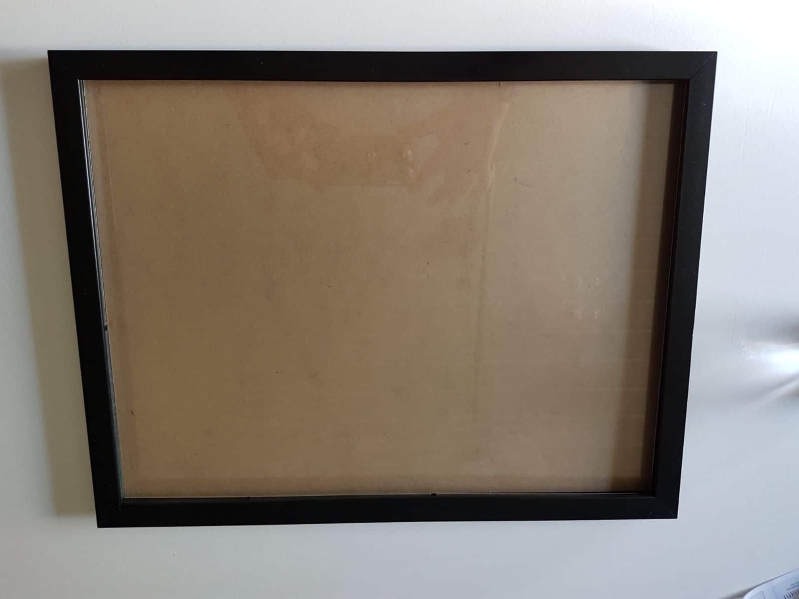 The frame for shadow box